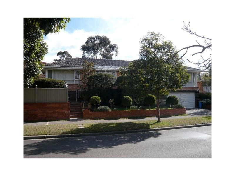 12 Glamis Court, Balwyn North VIC 3104