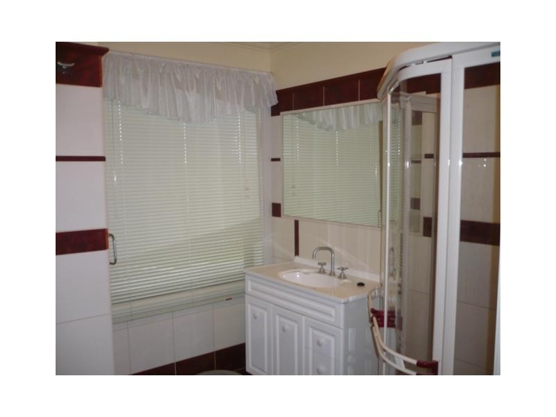 Melton West VIC 3337