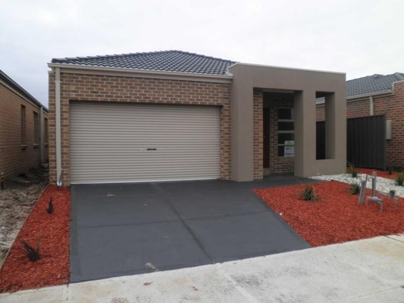 LOT 2095 HAWKSTONE Road, Wyndham Vale VIC 3024