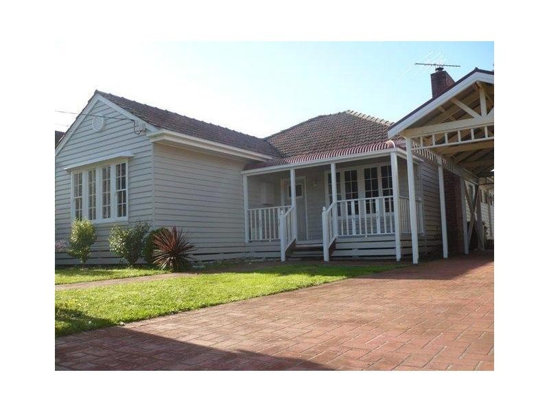 15 Charles Street, Cheltenham VIC 3192