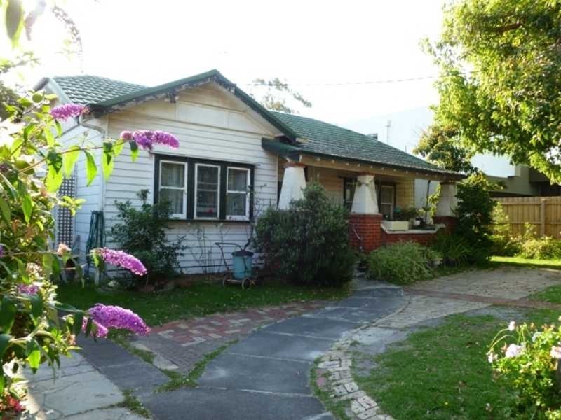 1 Laburnum Court, Brighton VIC 3186
