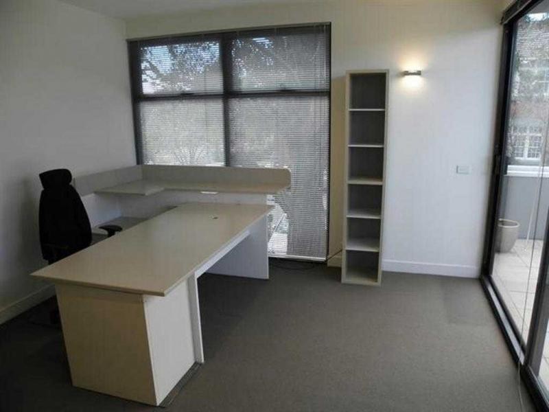 64 Landcox Street, Brighton East VIC 3187