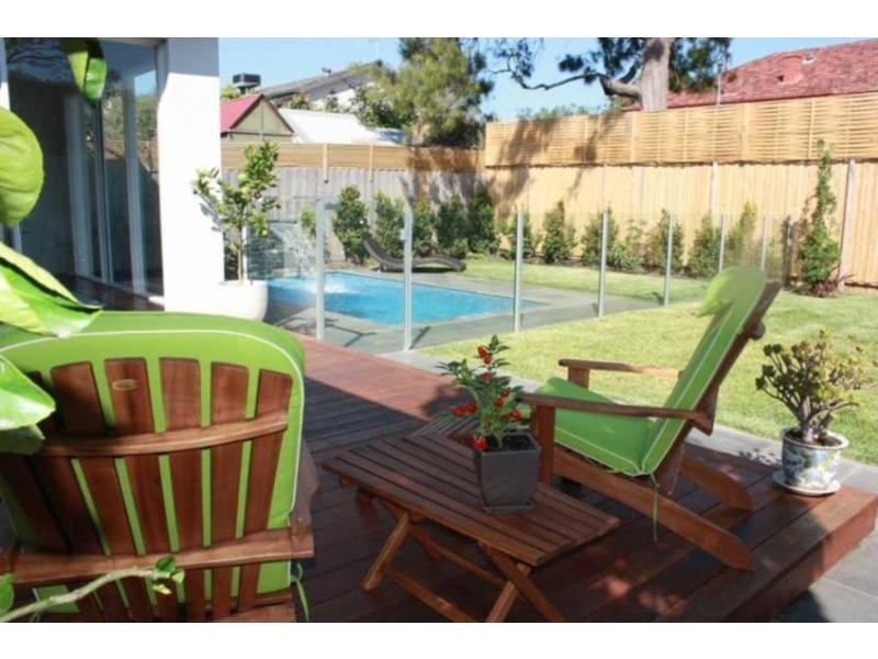 8 Young Street, Brighton VIC 3186
