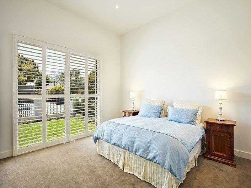 8 Young Street, Brighton VIC 3186