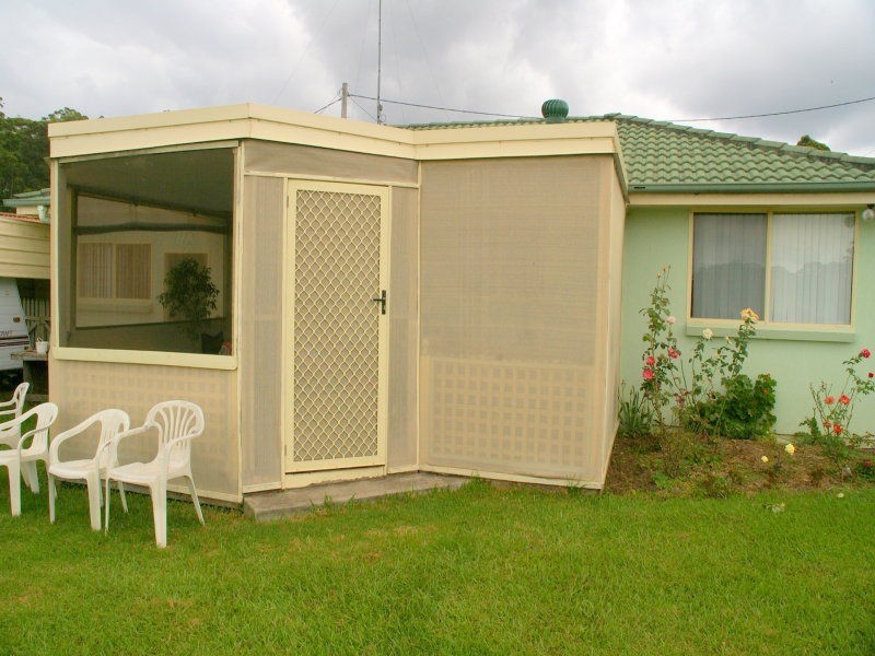 8 Yarrat Place, Wauchope NSW 2446