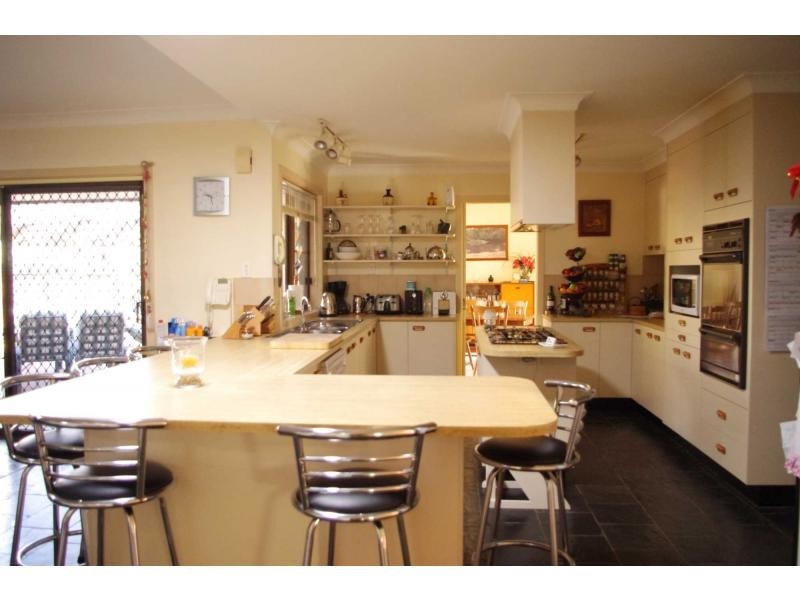 16 Clareville Avenue, Wauchope NSW 2446