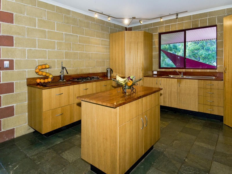 6 Cooinda Place, Lake Cathie NSW 2445