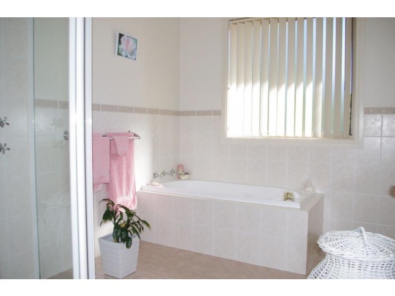 2 Millwood Place, Wauchope NSW 2446