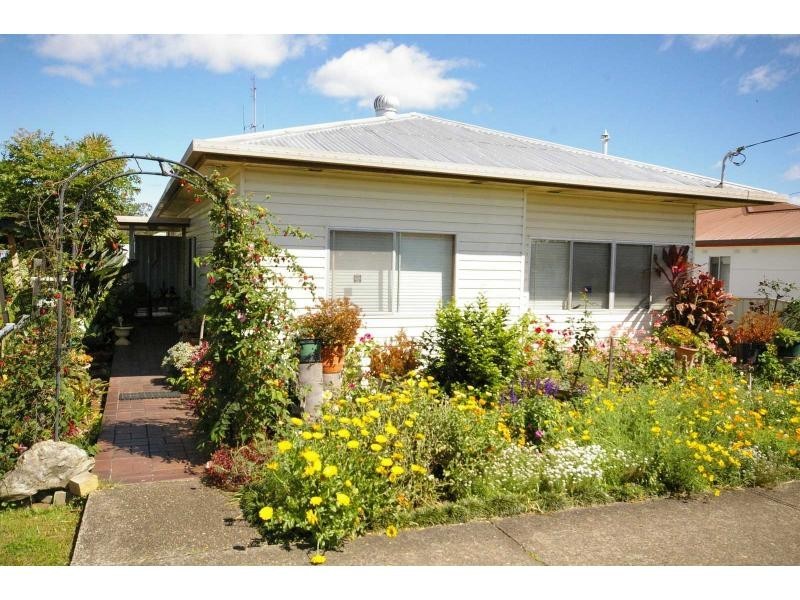 9 Campbell Street, Wauchope NSW 2446