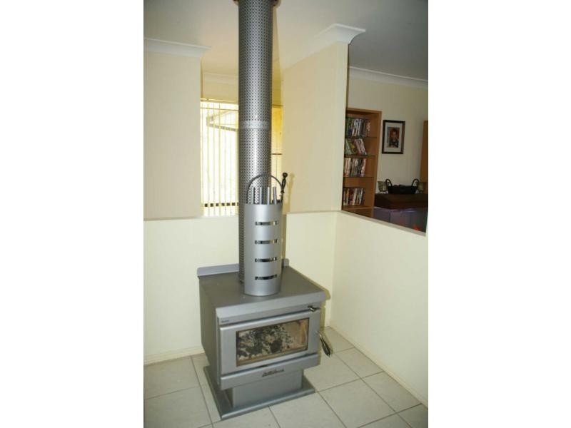 1 Timbertops Close, Wauchope NSW 2446