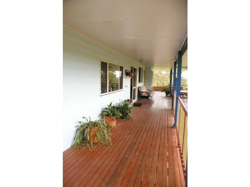 8 Banyule Place, Sancrox NSW 2446