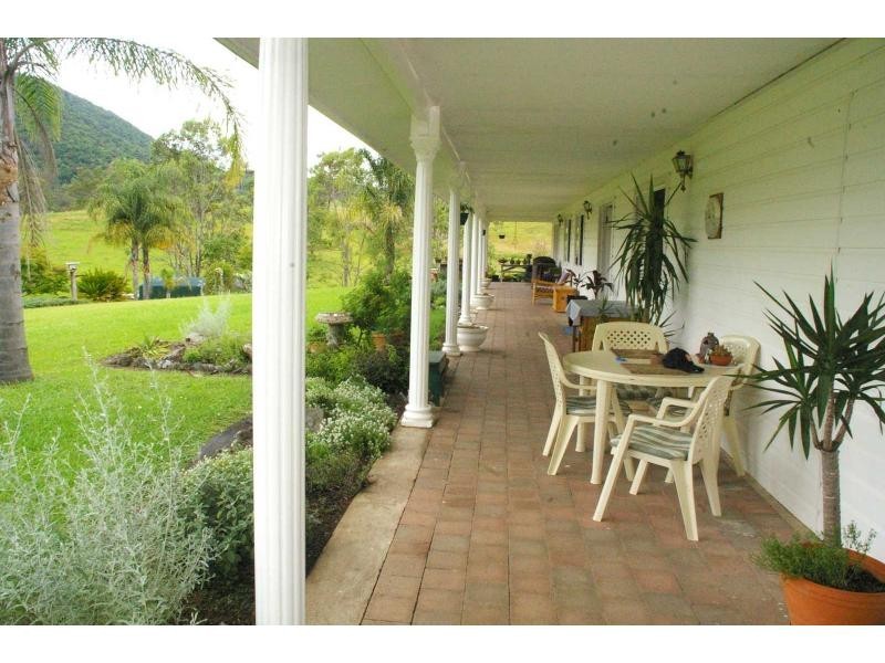 422 Rushes Creek Road, Ellenborough NSW 2446