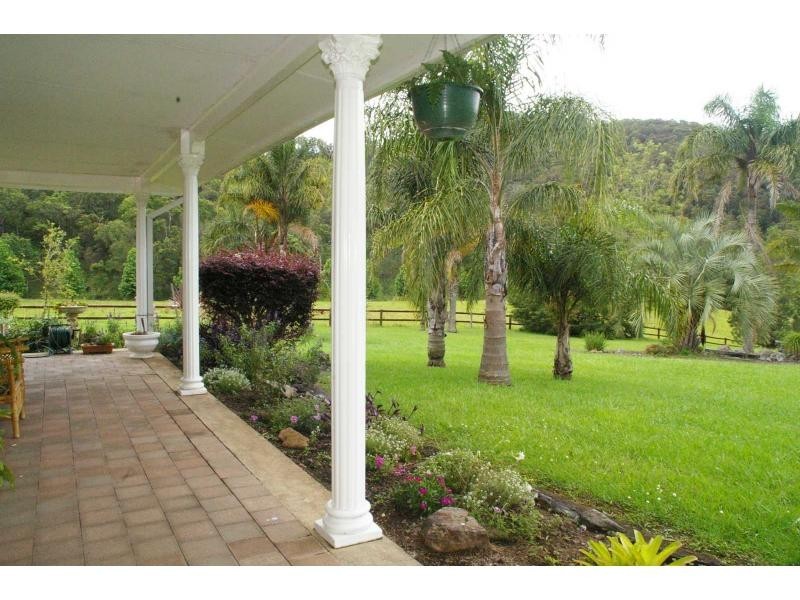 422 Rushes Creek Road, Ellenborough NSW 2446