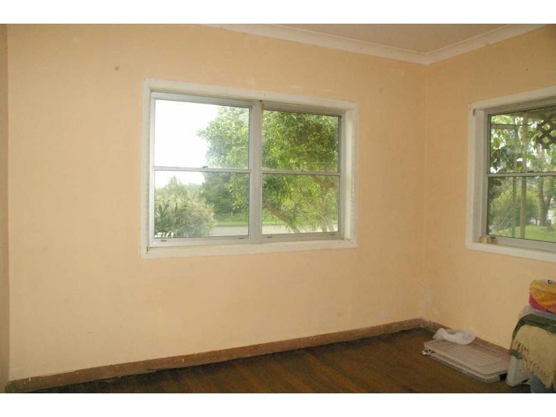 15 Main Street, Comboyne NSW 2429