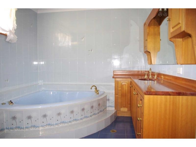 17 Colonial Circuit, Wauchope NSW 2446