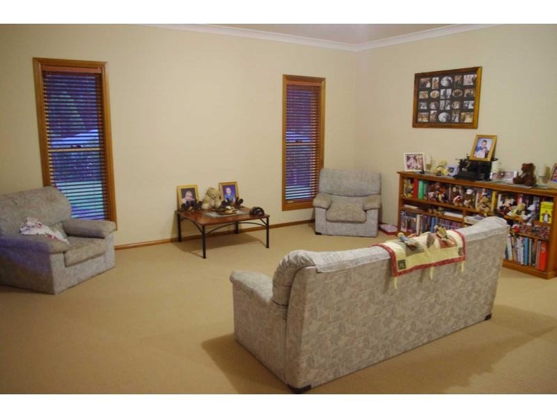 18 Moncrieff Close, King Creek NSW 2446
