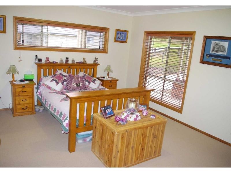 18 Moncrieff Close, King Creek NSW 2446