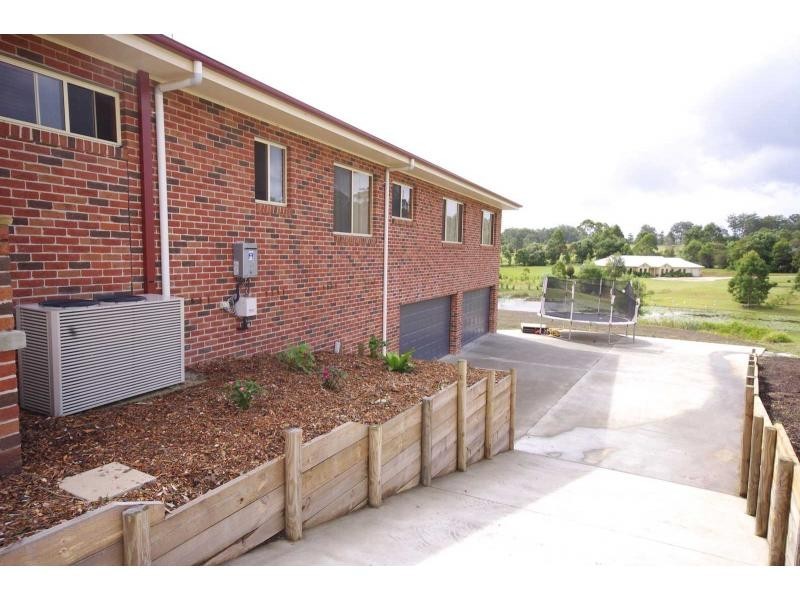 18 Moncrieff Close, King Creek NSW 2446