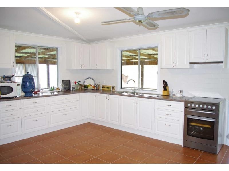 5201 Oxley Highway, Long Flat NSW 2446