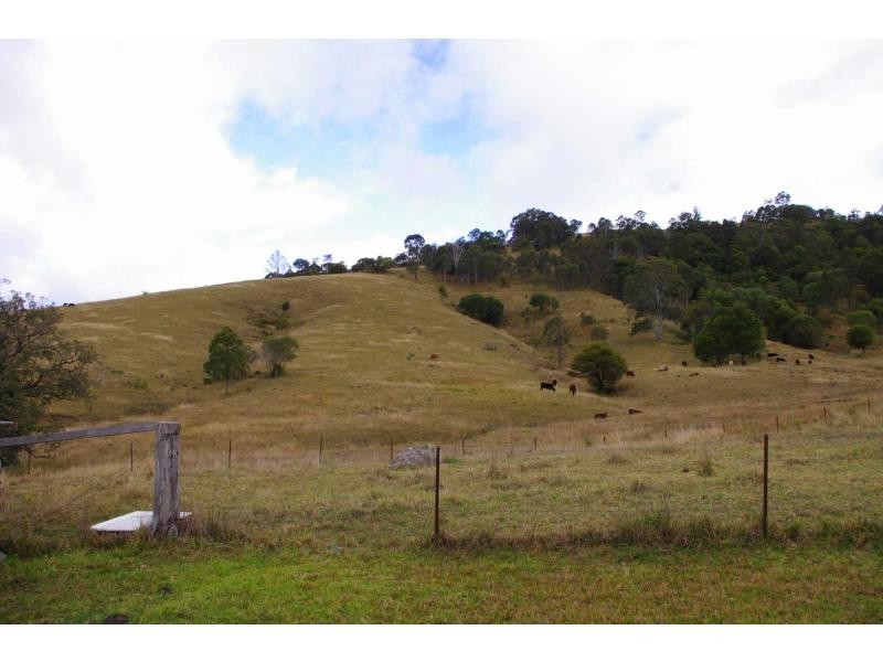 5201 Oxley Highway, Long Flat NSW 2446