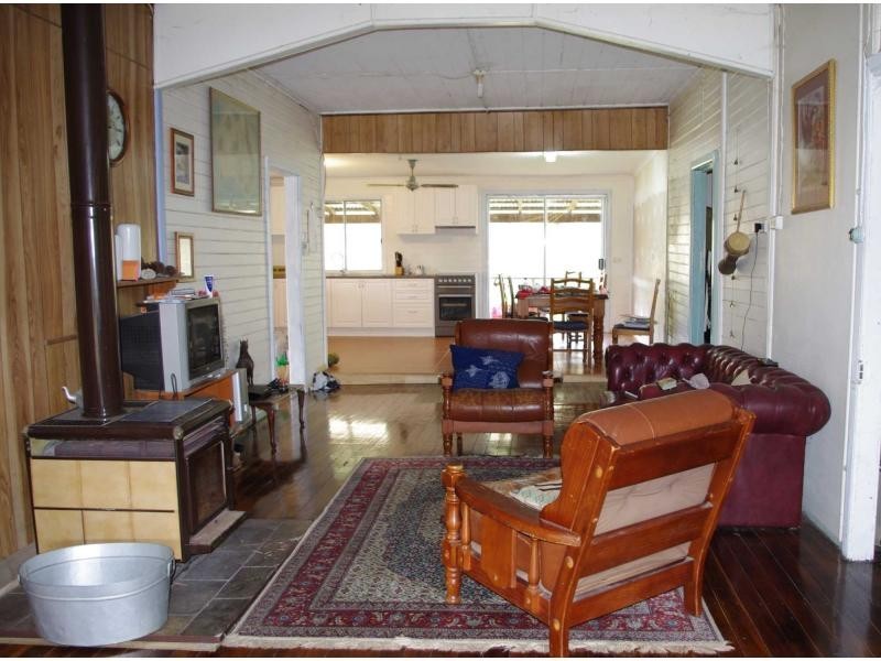 5201 Oxley Highway, Long Flat NSW 2446