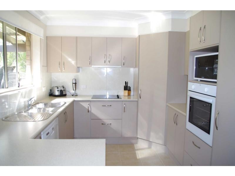 12 Bullock Drive, Wauchope NSW 2446