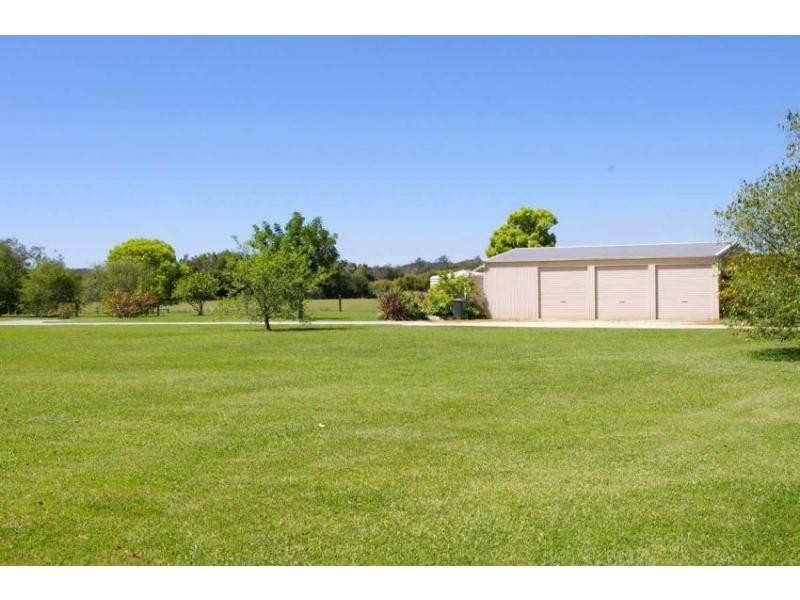 9 Ennis Road, Wauchope NSW 2446