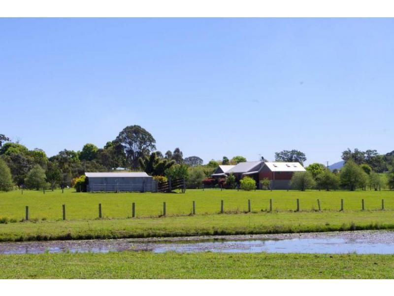 9 Ennis Road, Wauchope NSW 2446