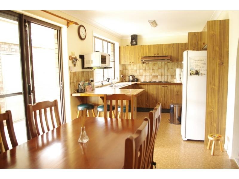 6 Burrawan Drive, Wauchope NSW 2446