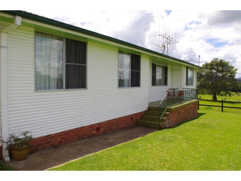 596 Littles Loop Road, Rollands Plains NSW 2441