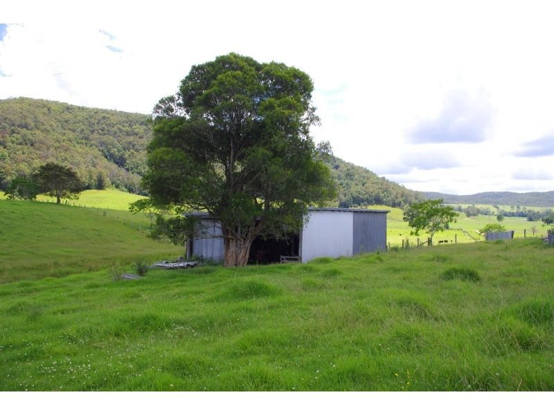 596 Littles Loop Road, Rollands Plains NSW 2441