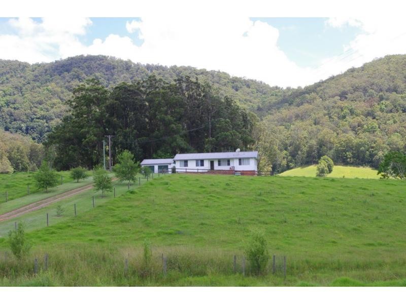 596 Littles Loop Road, Rollands Plains NSW 2441