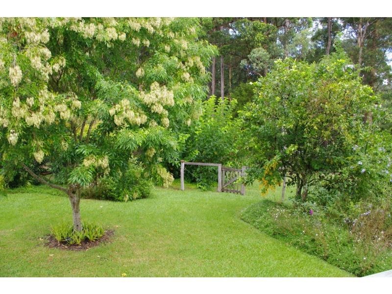 12 Warrew Crescent, King Creek NSW 2446