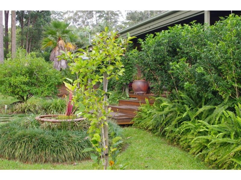 12 Warrew Crescent, King Creek NSW 2446