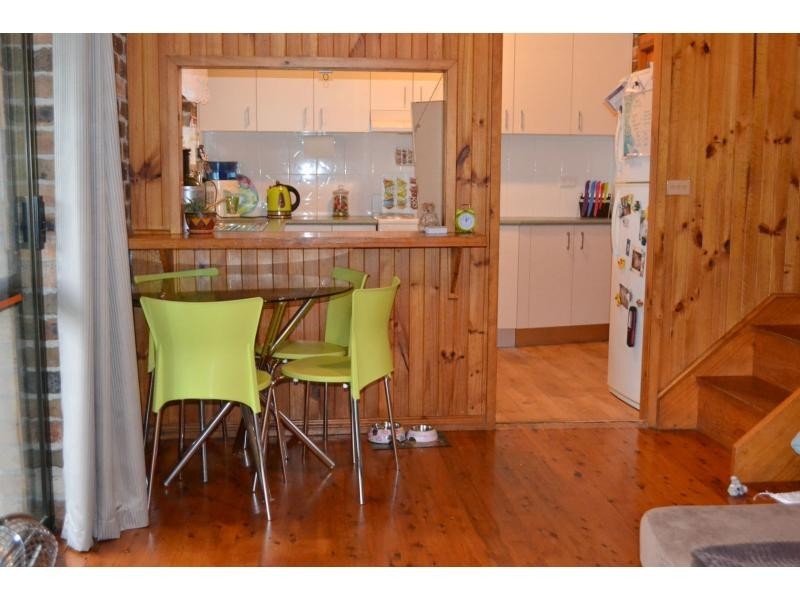 8 Marowin Place, Wauchope NSW 2446