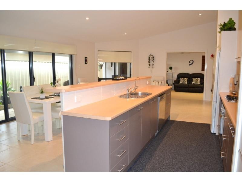 2/24 Colonial Circuit, Wauchope NSW 2446