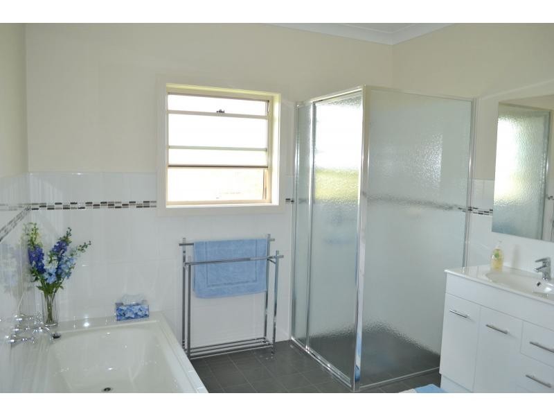 2 Jocks Place, Wauchope NSW 2446