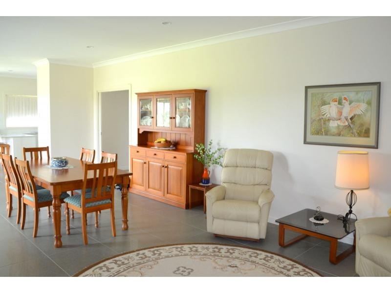 2 Jocks Place, Wauchope NSW 2446