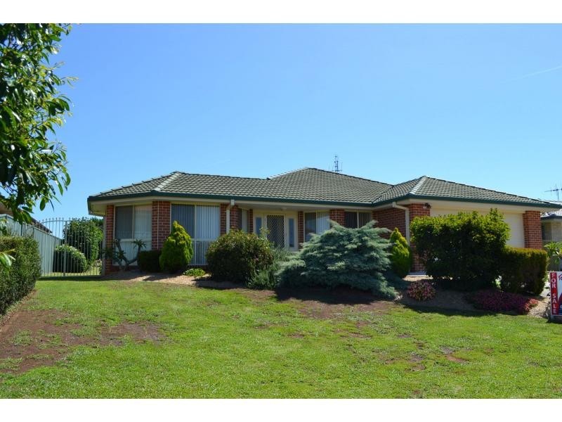 11 Crosslands Avenue, Wauchope NSW 2446