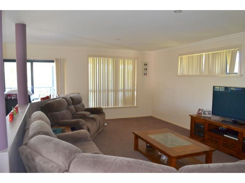 22 Riverbreeze Drive, Wauchope NSW 2446