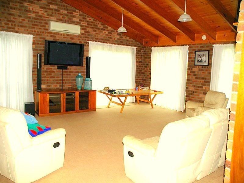 106 Redbank Road, Wauchope NSW 2446