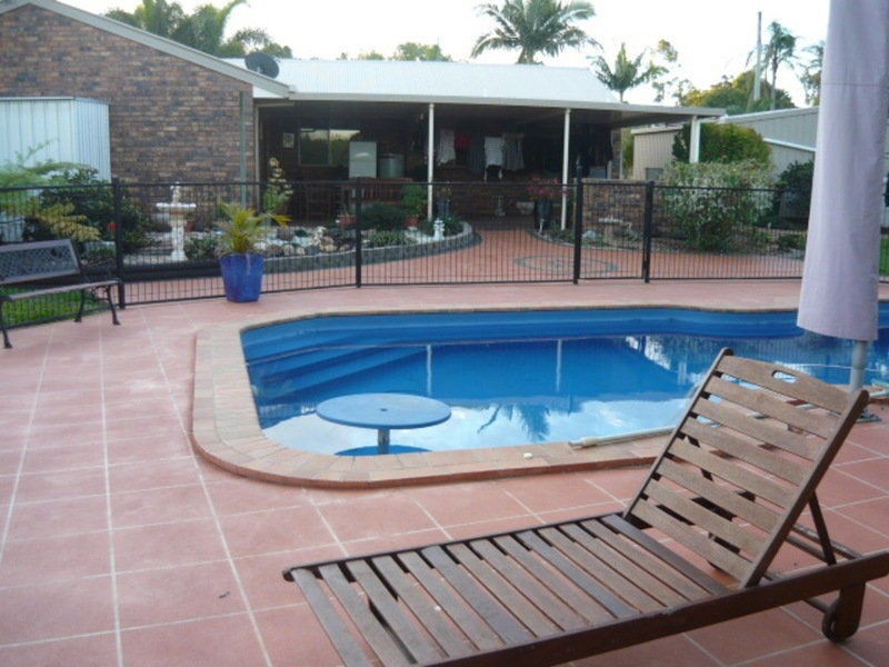 16 Station Road, Horton QLD 4660