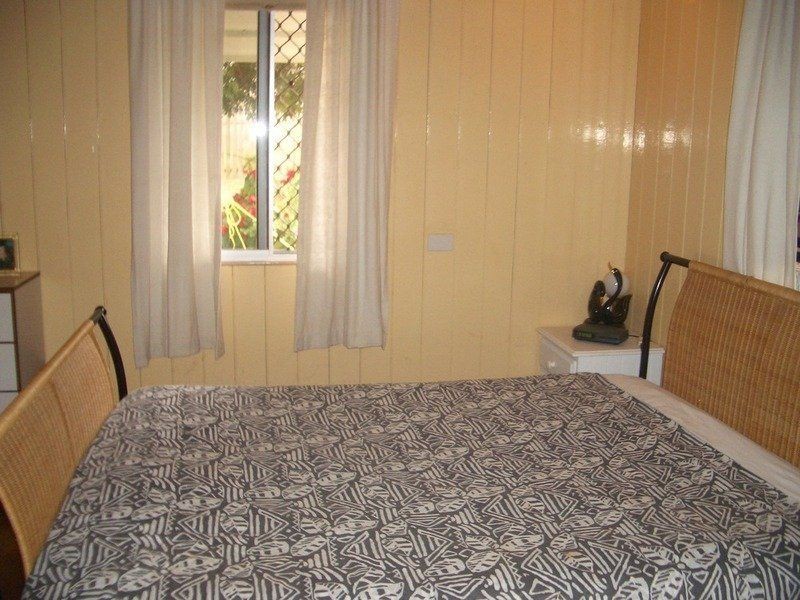 6 Nelson Street, Childers QLD 4660