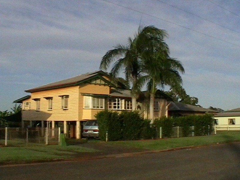 18 Churchill Street, Childers QLD 4660