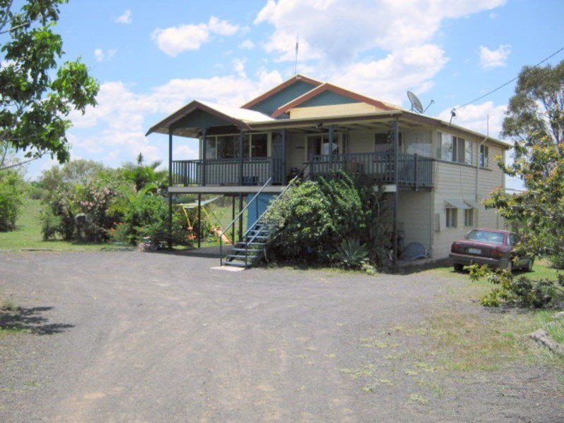 64 Redridge Crescent, Redridge QLD 4660