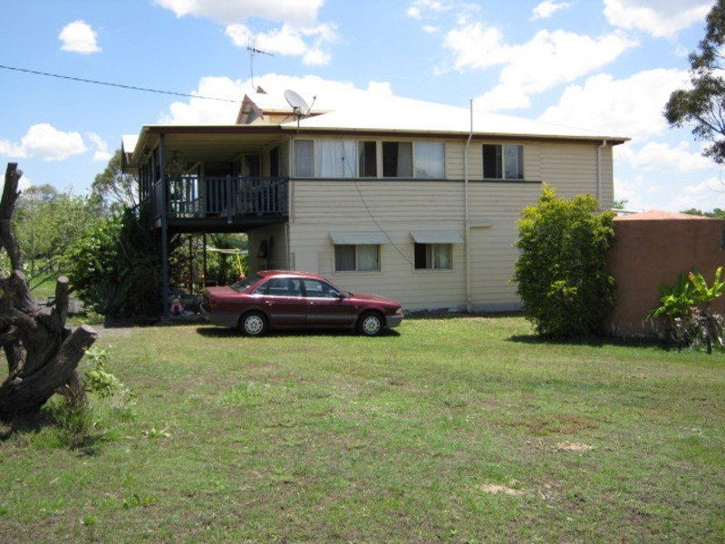 64 Redridge Crescent, Redridge QLD 4660
