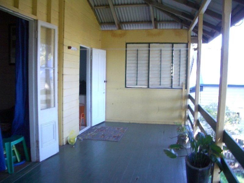 8 Queen Street, Cordalba QLD 4660