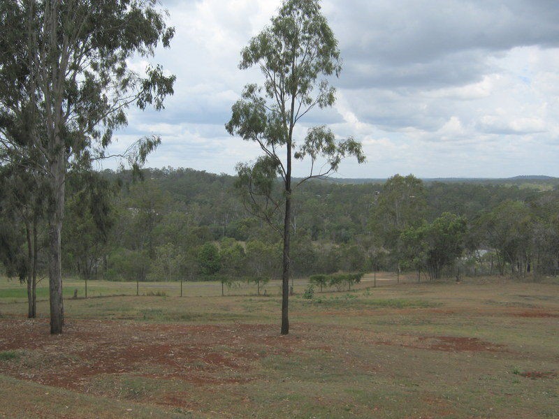 10 Lake View Drive, Apple Tree Creek QLD 4660