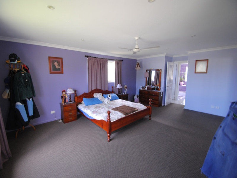 33 Travis Street, Buxton QLD 4660