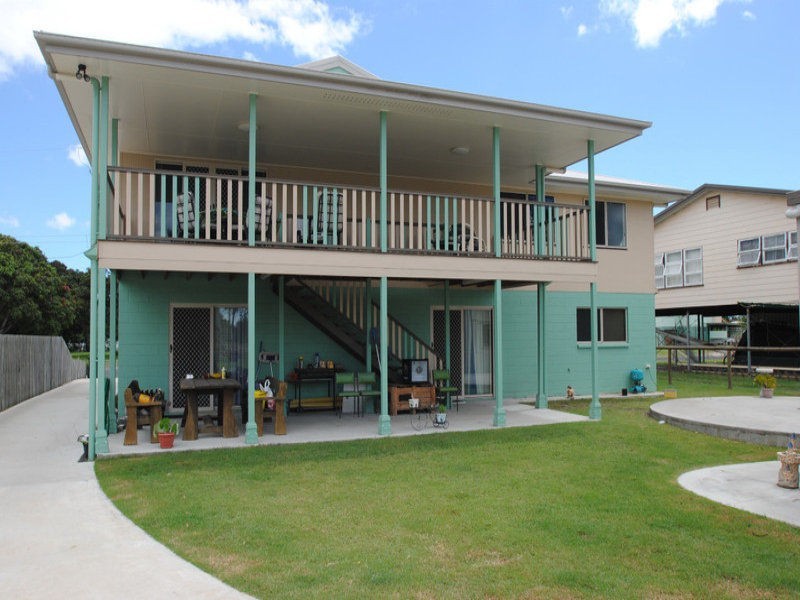 33 Travis Street, Buxton QLD 4660